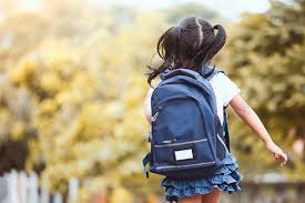 Nova convocatòria per a ajudes i beques escolars